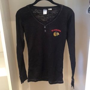 Chicago Blackhawks long sleeve tee w/ logo